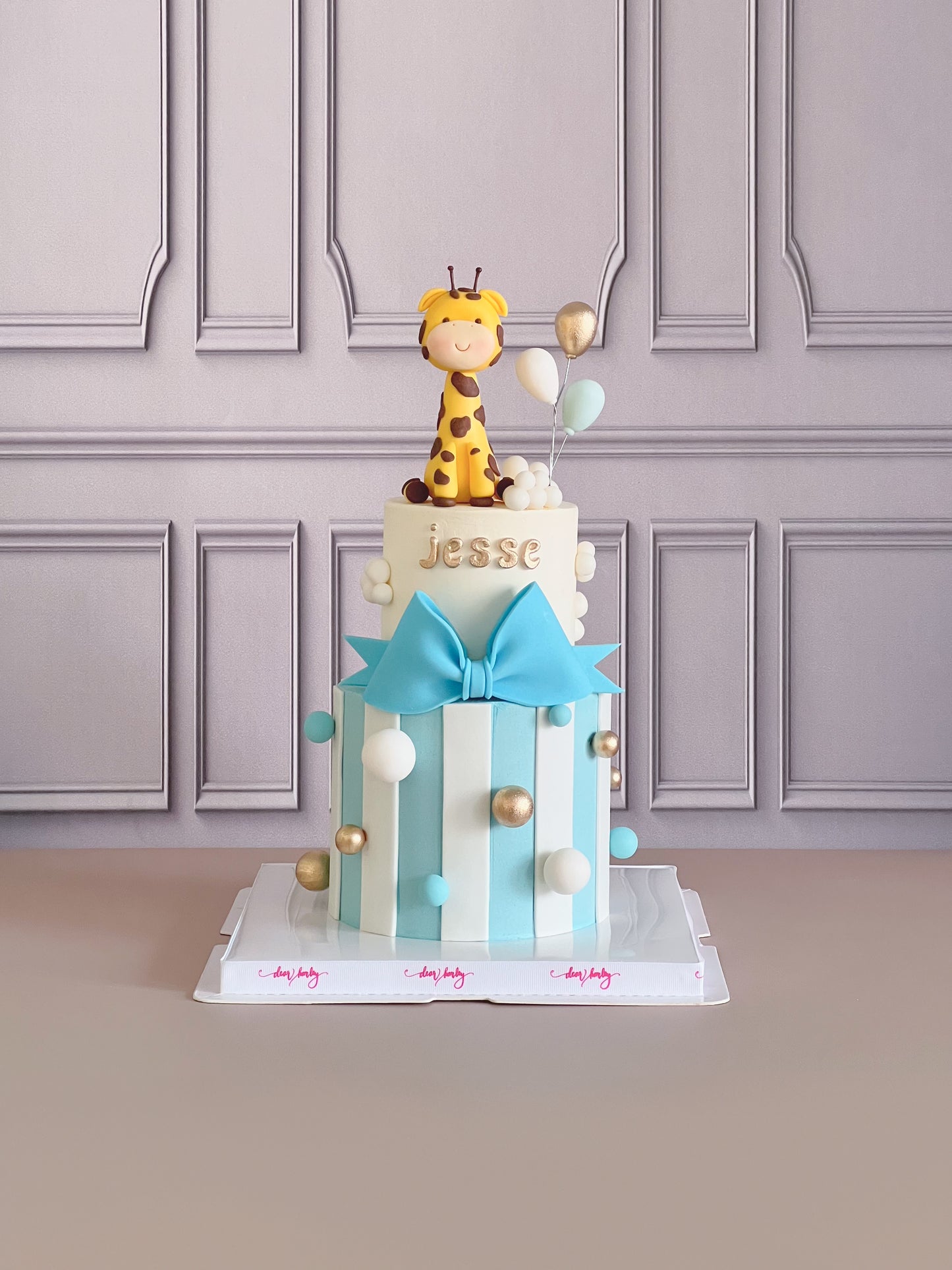 Animal with Ribbon Bow Cake