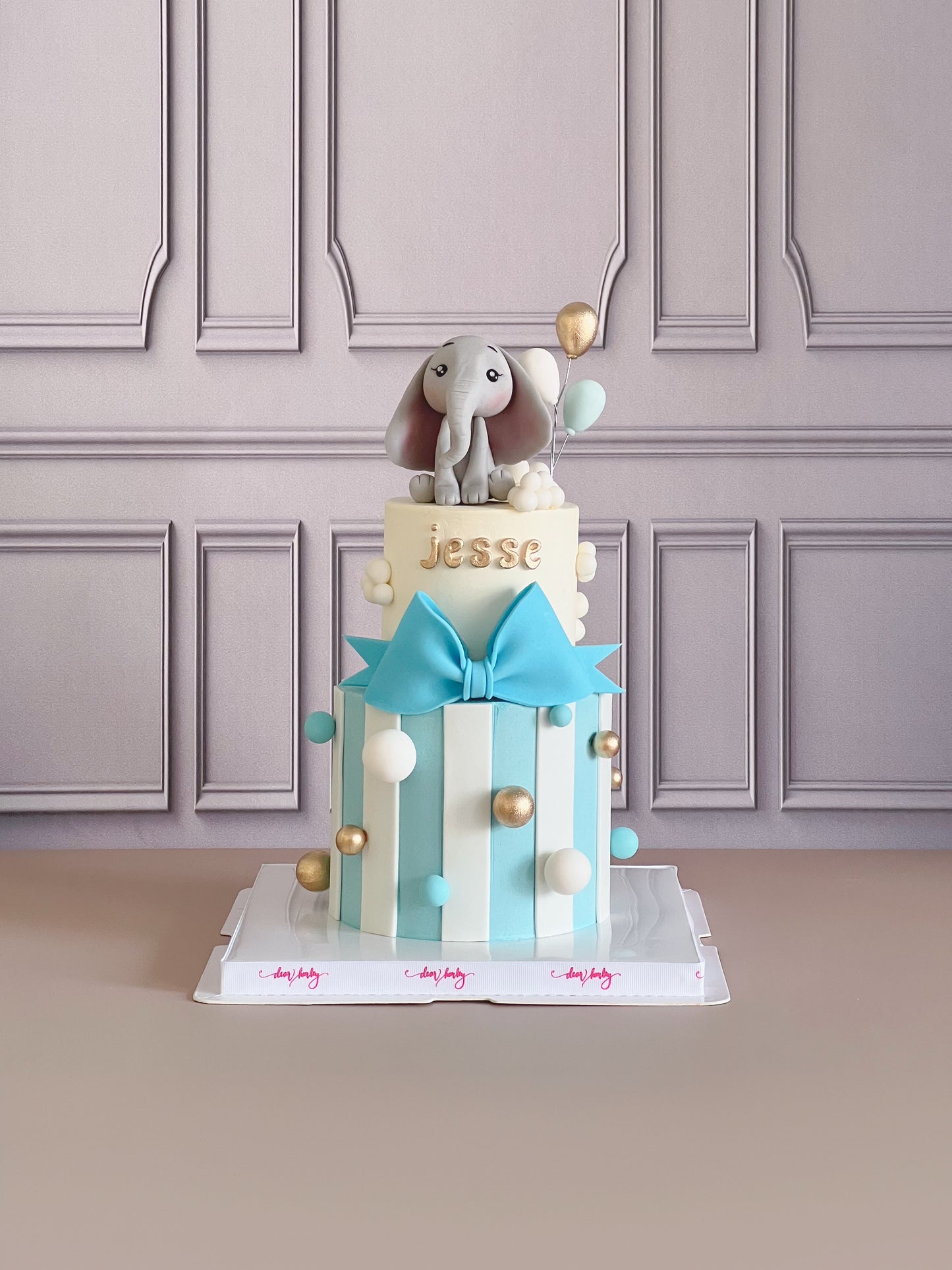 Animal with Ribbon Bow Cake