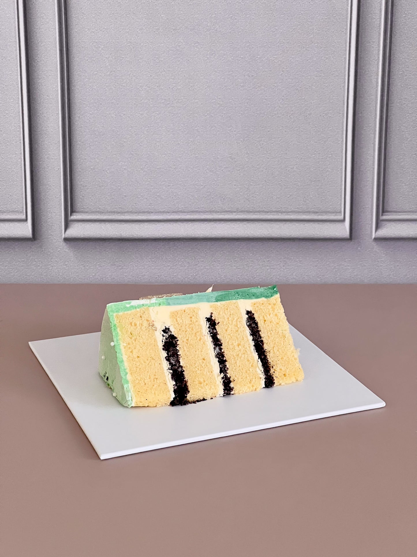 Animal with Leaf Cake