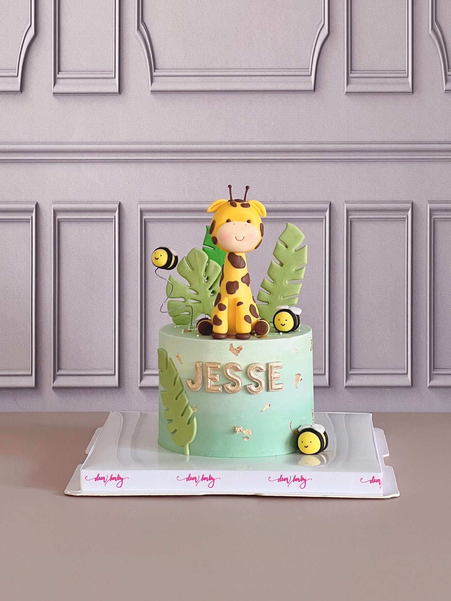 Animal with Leaf Cake