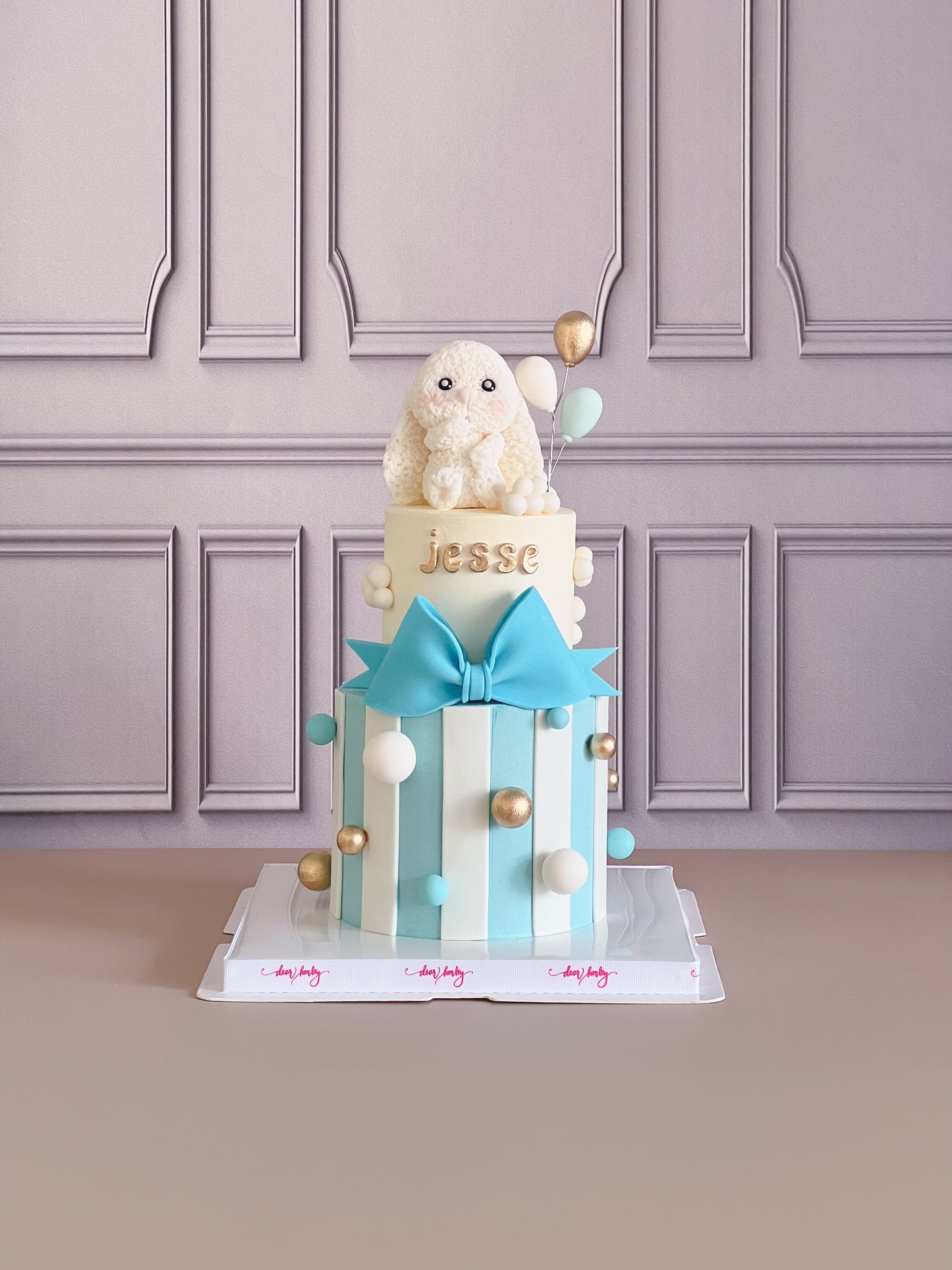 Animal with Ribbon Bow Cake