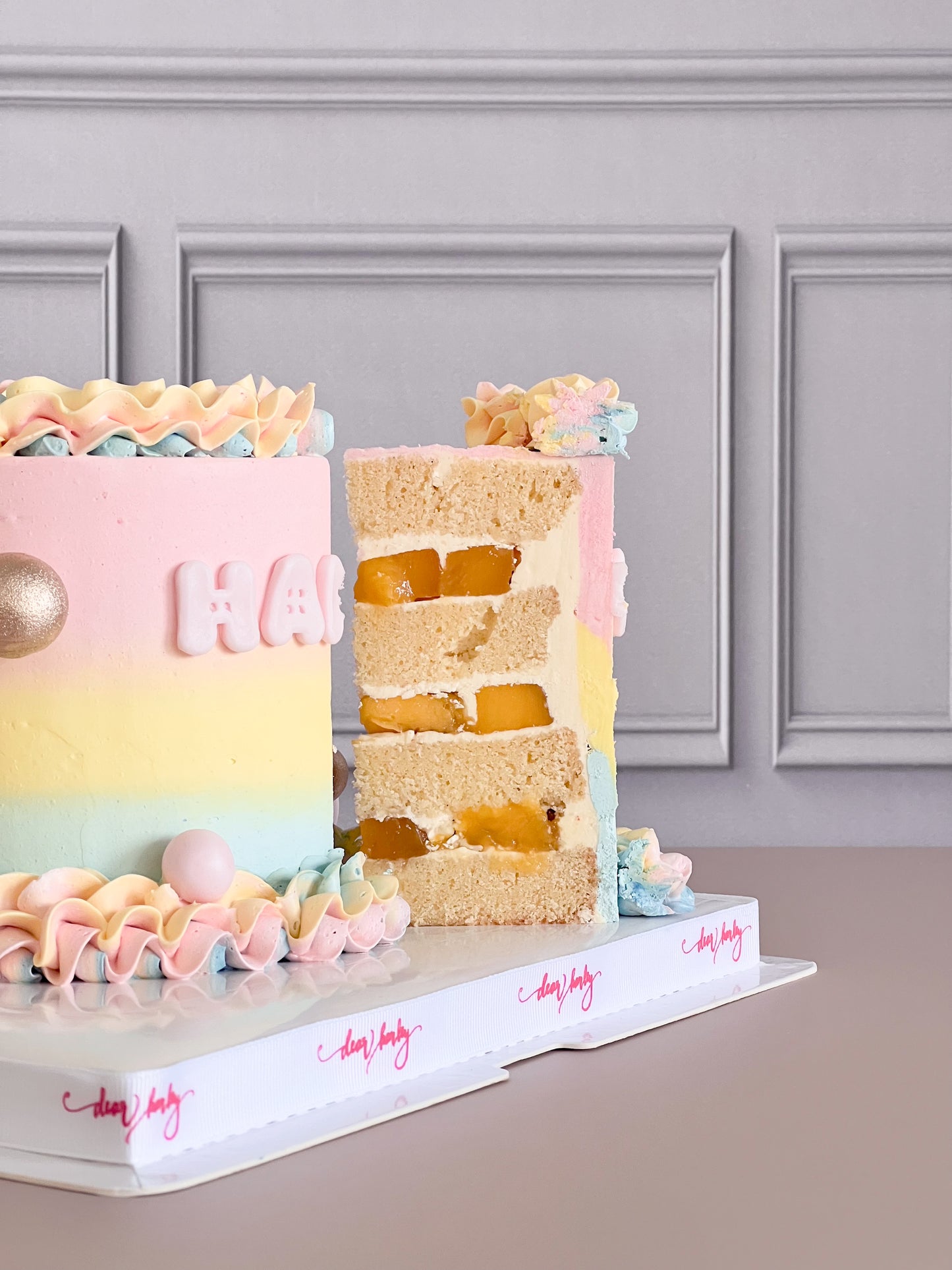 Animal with Dot and Balloon Cake